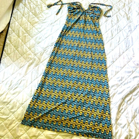 Sara Campbell Patterned Summer Maxi Halter Dress - Picture 2 of 6